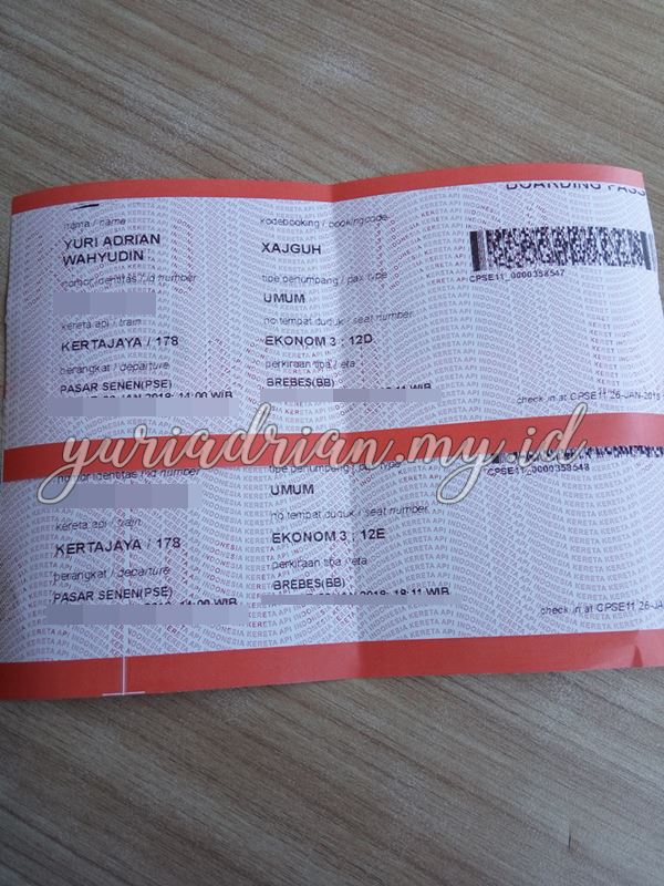 Ini boarding pass yang sudah dicetak di mesin yang ada di Check In Counter, Stasiun Pasar Senen, Jakarta